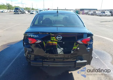 2024 Nissan Versa 1.6 S z USA, uszkodzony, nr VIN 3N1CN8DV8RL872920